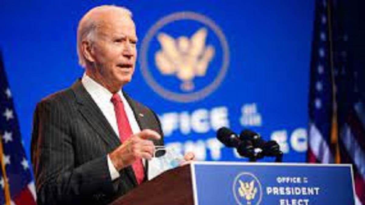 De estadios a iglesias, Biden cambia de plan para vacunar a los escépticos