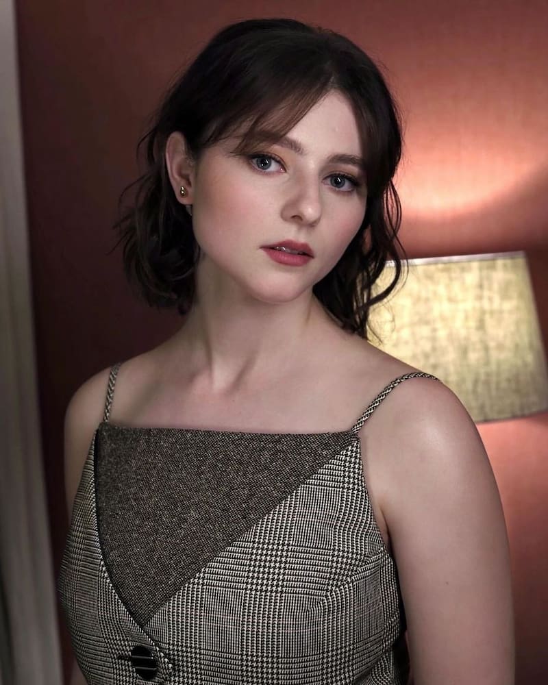 es Maddox joven en "Viejos" de Netflix