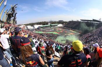 OPS alerta ante posible 4ta ola de contagios de Covid-19 en México por Día de Muertos y Fórmula 1