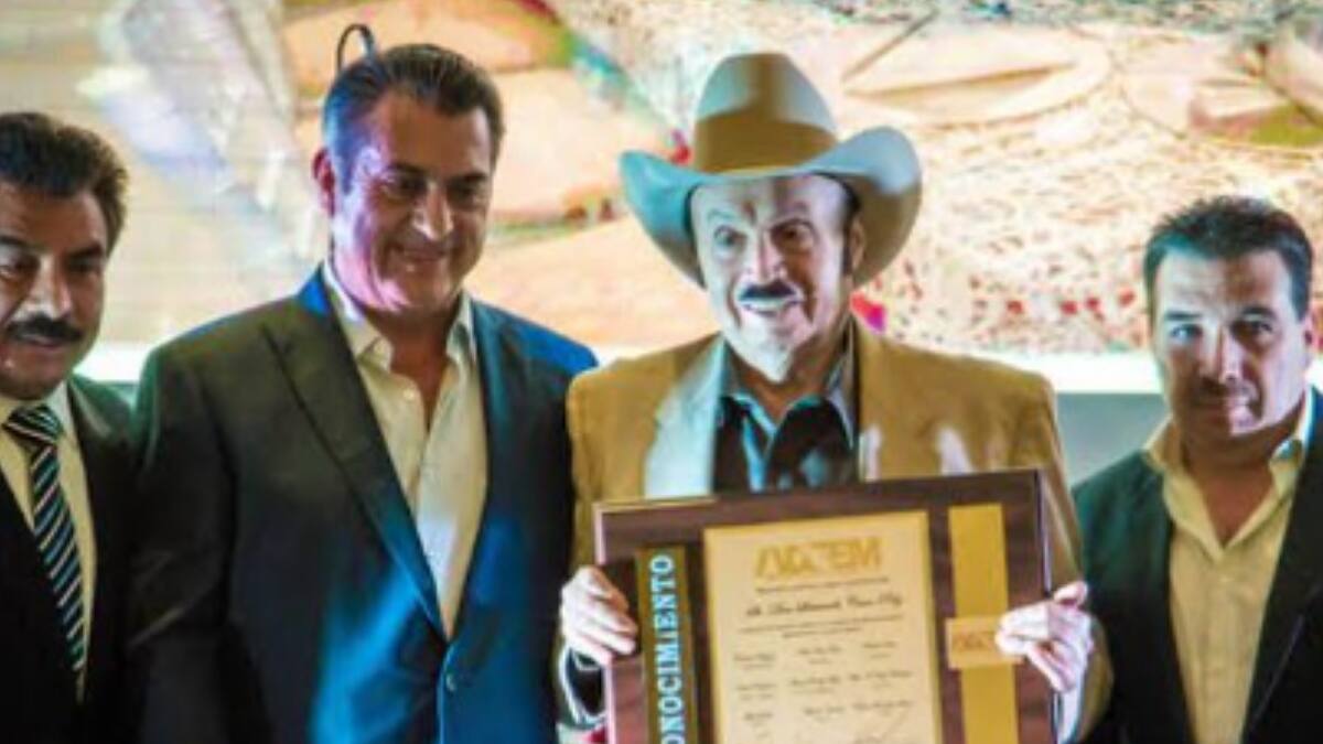 Murió Servando Cano, promotor de "Intocable" y "Los Tigres del Norte"