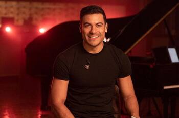 "Me siento como si fuera a dar un concierto": Carlos Rivera regresa al escenario con “Crónicas de una Guerra”