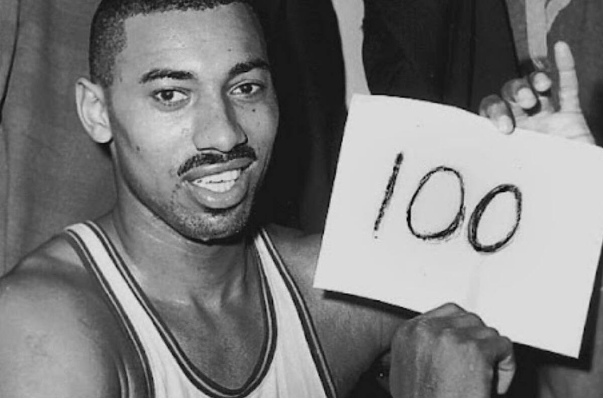 Wilt Chamberlain, exestrella de la NBA, es acusado de agresión sexual
