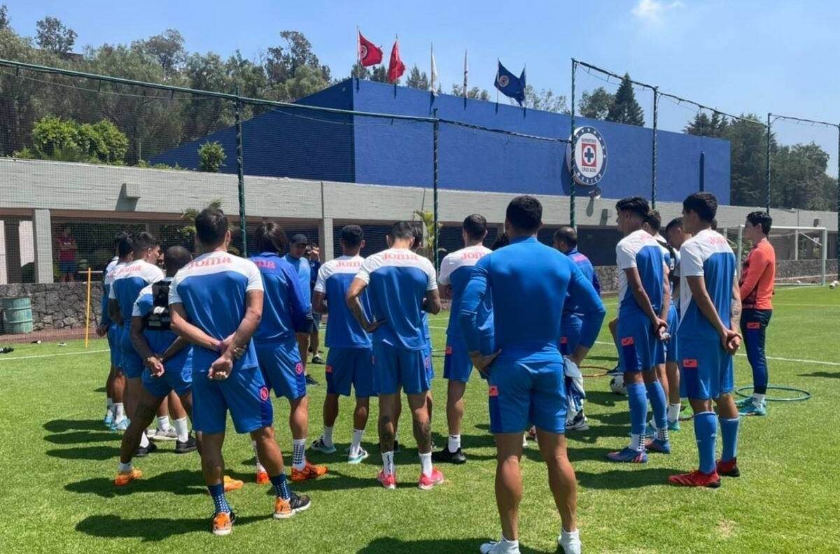 Estos son los jugadores que podrían salir del Cruz Azul si son eliminados de la Liga MX
