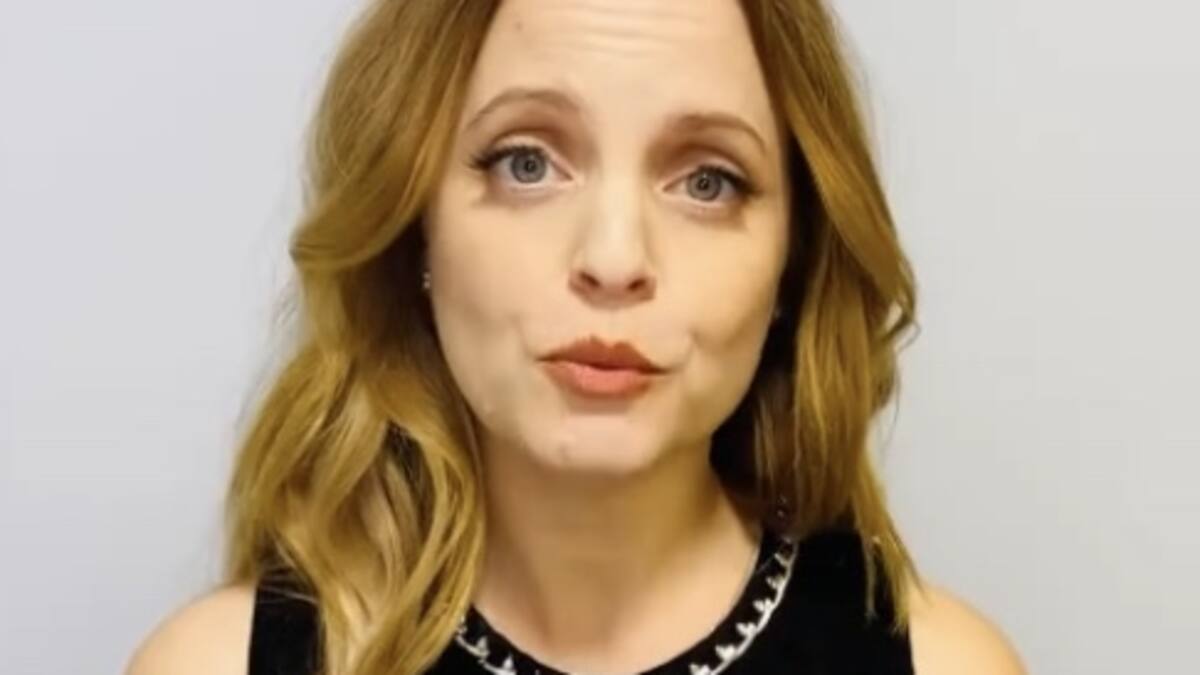 Mena Suvari vivió incómodo momento con Kevin Spacey durante "Belleza americana"