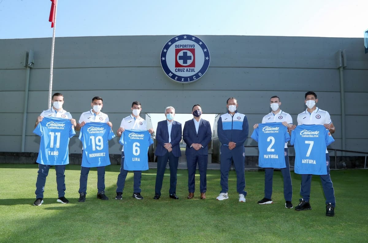 La posición que buscaría Cruz Azul de último momento