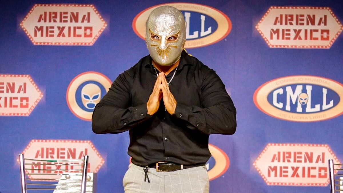 Místico deja el CMLL y Carístico retomará la máscara