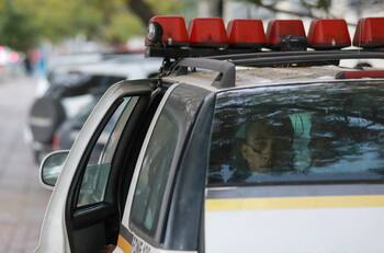 Tragedia en Brasil: Un joven irrumpió en una escuela y asesinó a 3 niños y dos maestras