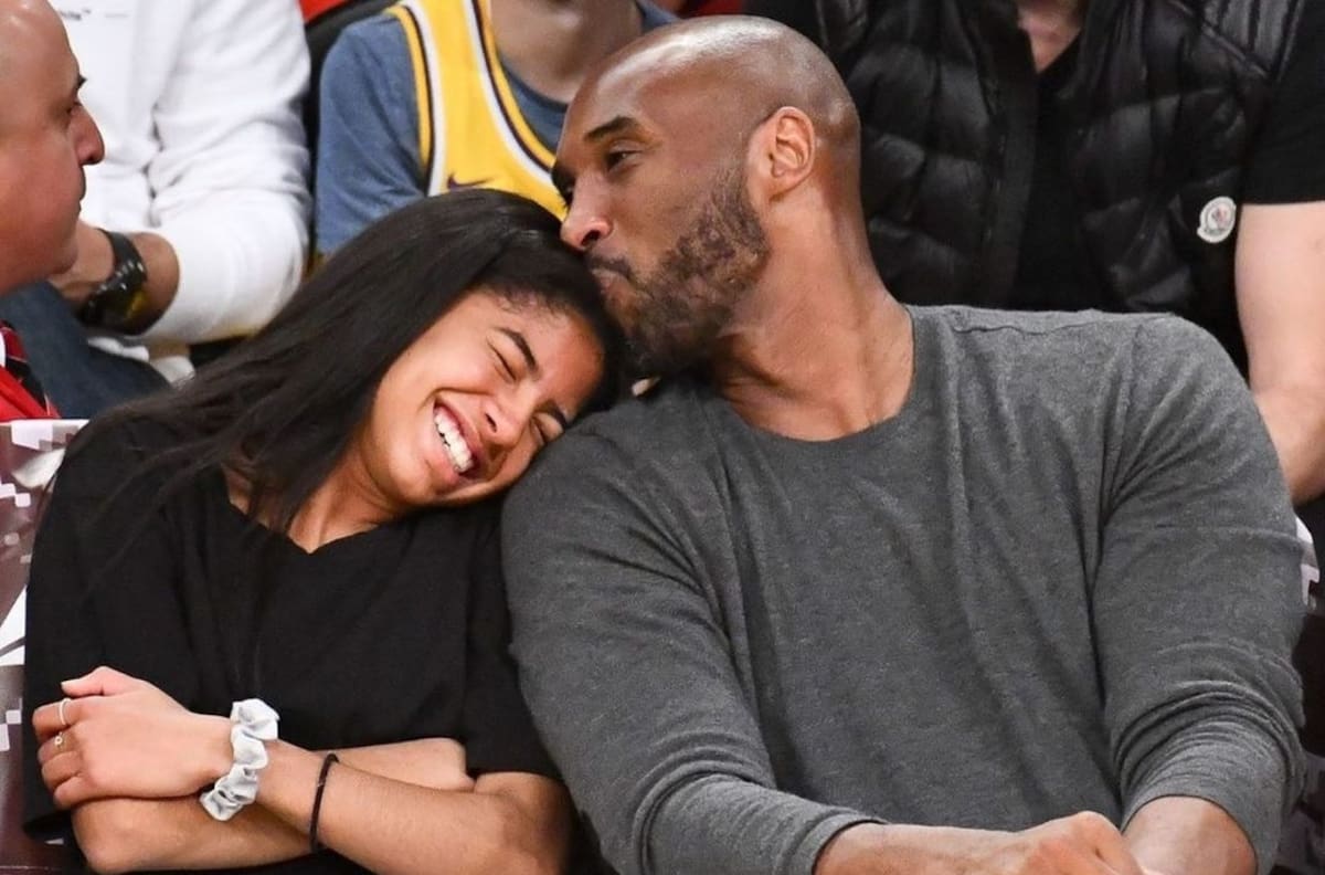 Vanessa Bryant rememora a su difunto esposo con emotiva fotografía