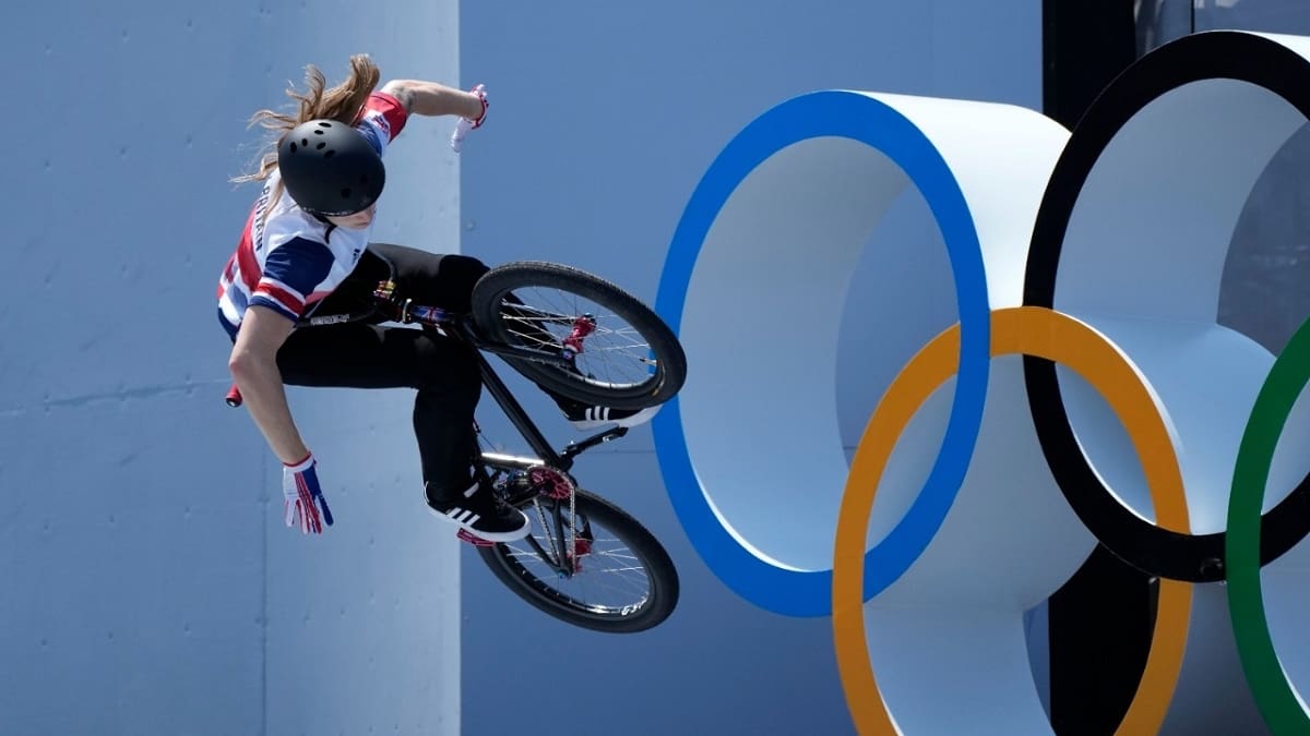 Video: La increíble forma en Charlotte Worthington ganó el oro en BMX