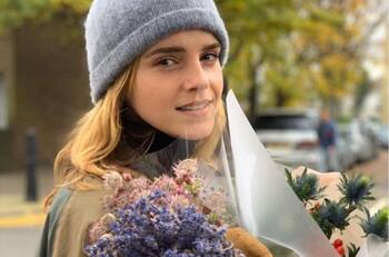 "Les mando mucho amor": Emma Watson reaparece en redes sociales tras meses de ausencia