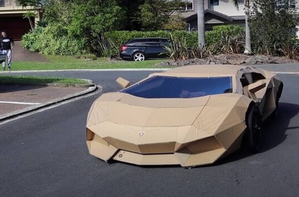 El Cartonghini: El Lamborghini hecho de papel que fue subastado por una gran cantidad de dinero