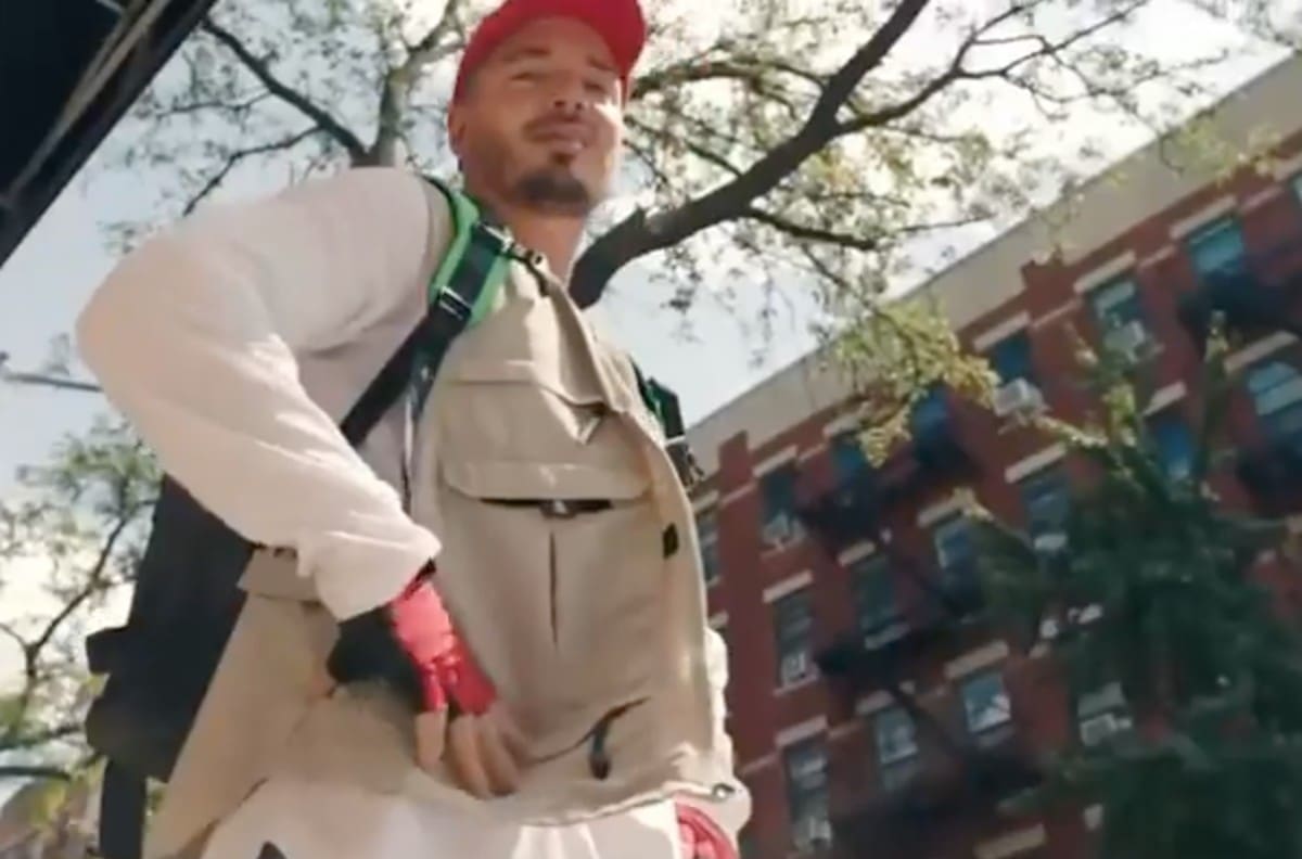 ¿Sabías que J Balvin es fan de Pokémon? Aquí la prueba
