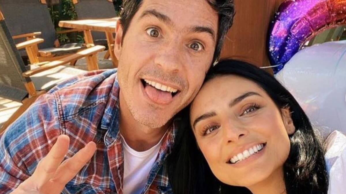 Aislinn Derbez y Mauricio Ochmann siguen casados por esta razón