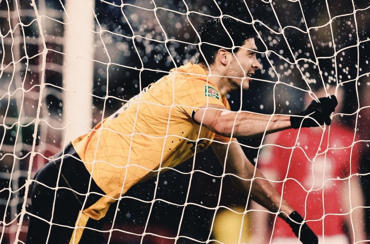 Raúl Jiménez anota, pero no puede evitar la eliminación de los Wolves en la Carabao Cup
