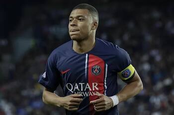 Kylian Mbappé asegura que está “muy contento” en PSG y niega rumores sobre su fichaje por el Real Madrid
