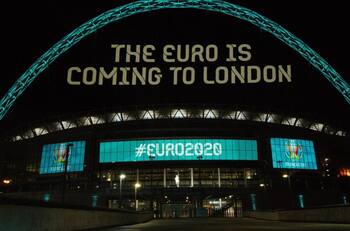 Semifinales y final de Eurocopa tendrán 60 mil aficionados en Wembley