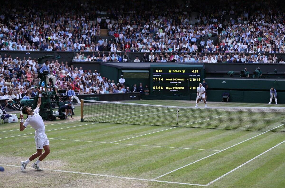 Djokovic y Federer encabezan octavos de final en Wimbledon