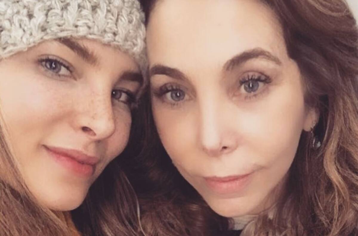 Belinda lleva al hospital a su mamá tras sufrir complicaciones por covid-19