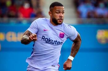 Memphis Depay debutó en la victoria del FC Barcelona