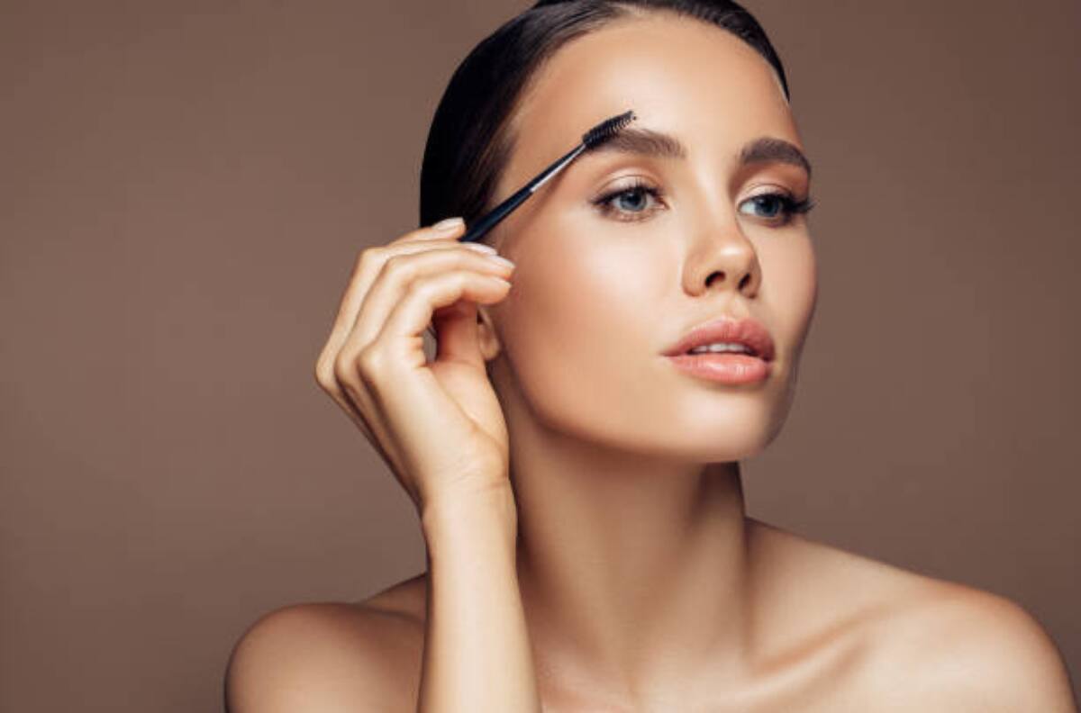 Belleza: Estos son 5 tips para que tus cejas crezcan ¡Pruébalos!