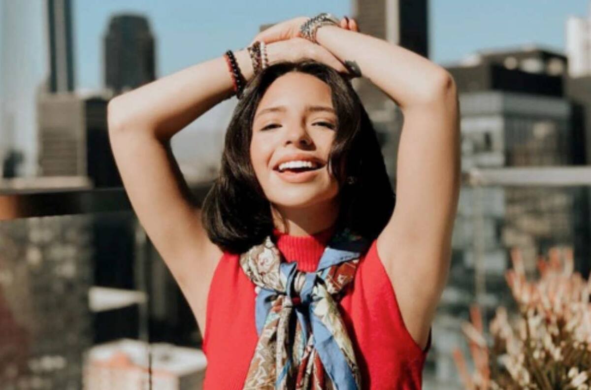 Ángela Aguilar quiere estudiar pero su carrera como cantante es demandante