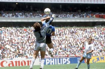 Esto te costaría la camiseta de Maradona de la "Mano de Dios"