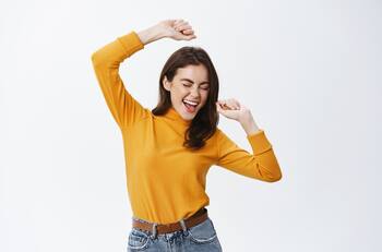 Salud: Estos son los 4 químicos que estimulan nuestra felicidad