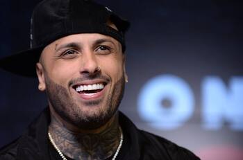 "Feliz cumpleaños a mi": Nicky Jam cumplió 40 años y compartió una tierna fotografía celebrando junto a su hija menor