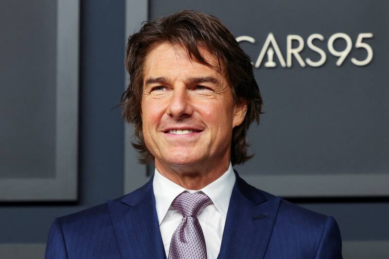 Tom Cruise estrena inesperado look