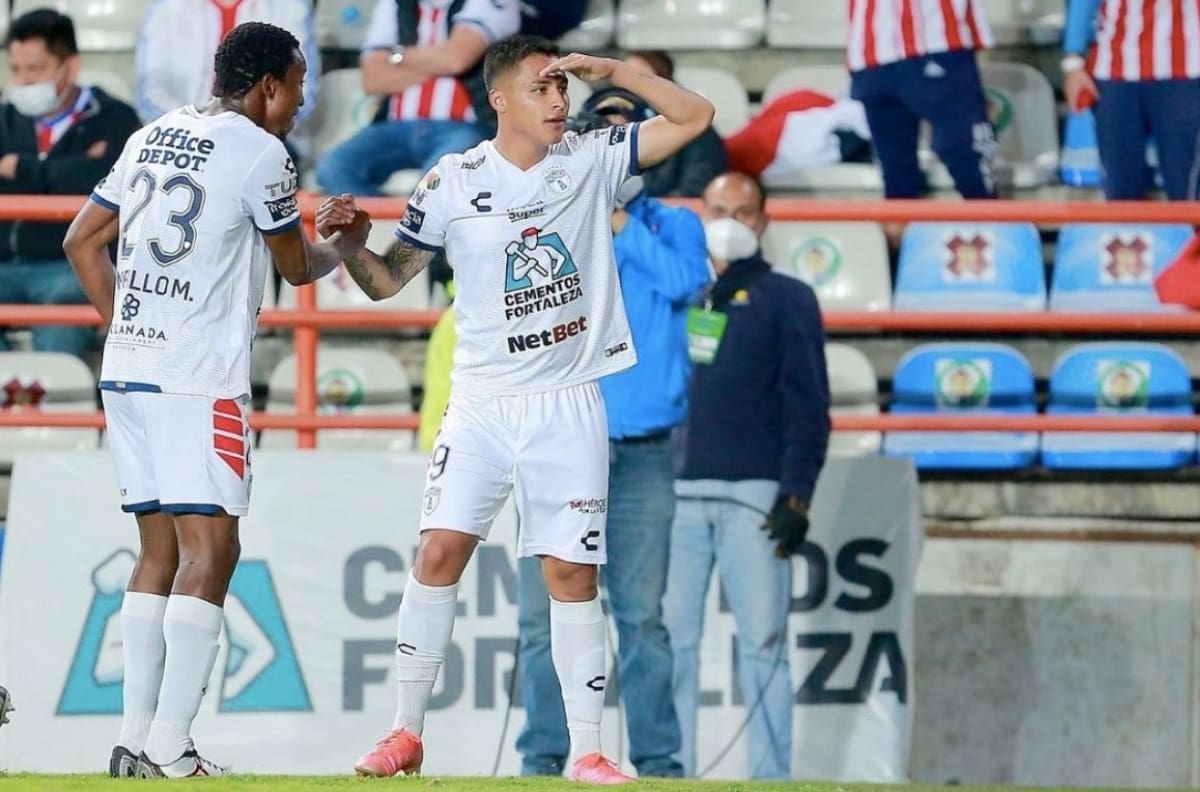 ¡Liguilla a la vista! Pachuca vino de atrás y eliminó a Chivas