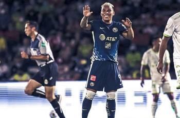 Futbol de Estufa: Roger Martínez es pretendido por Boca Juniors