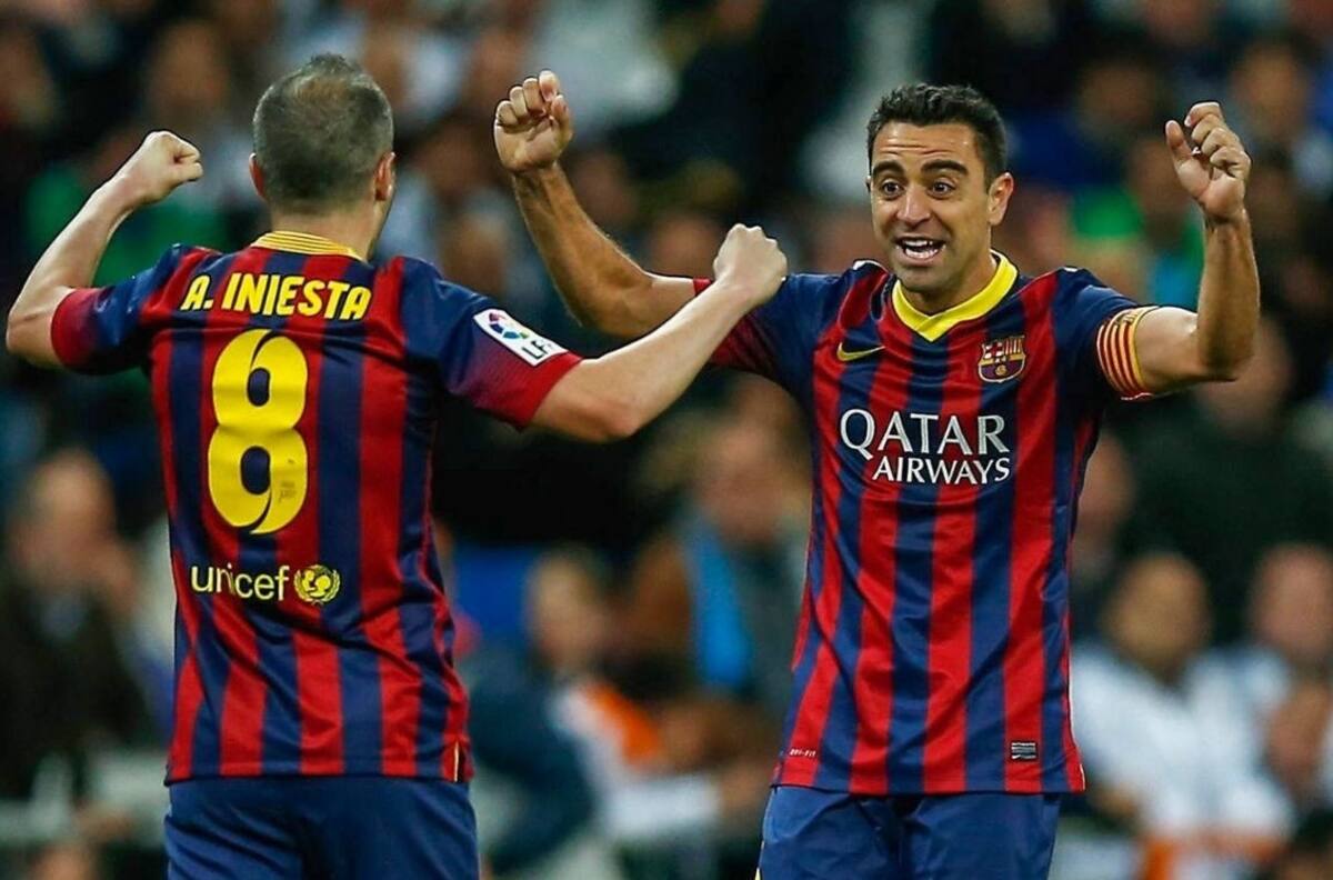 Esto piensa Iniesta sobre Xavi como entrenador del Barcelona