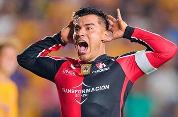 Los partidos que se perderá Aldo Rocha tras sufrir una grave lesión ante Santos Laguna