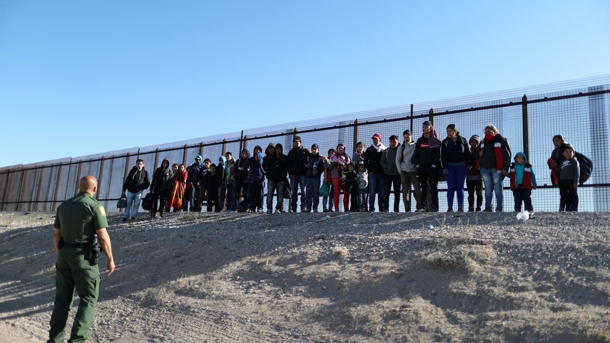 Aumentan 114% las detenciones migrantes en la frontera con Estados Unidos durante el mes de enero