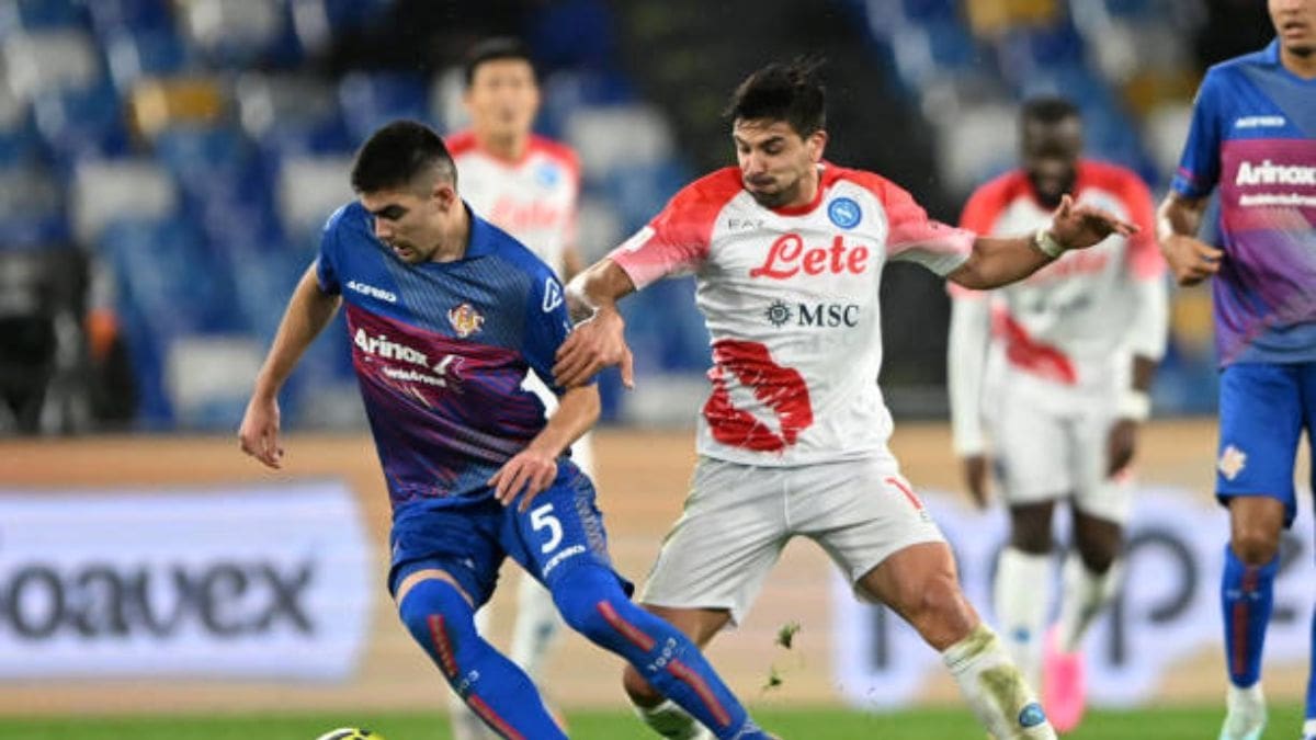 VIDEO | Así cobró el penal Johan Vásquez con el Cremonese frente al Napoli en la Coppa Italiana