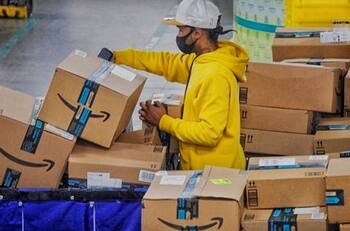 VIDEO: Amazon destruye millones de artículos nuevos al año