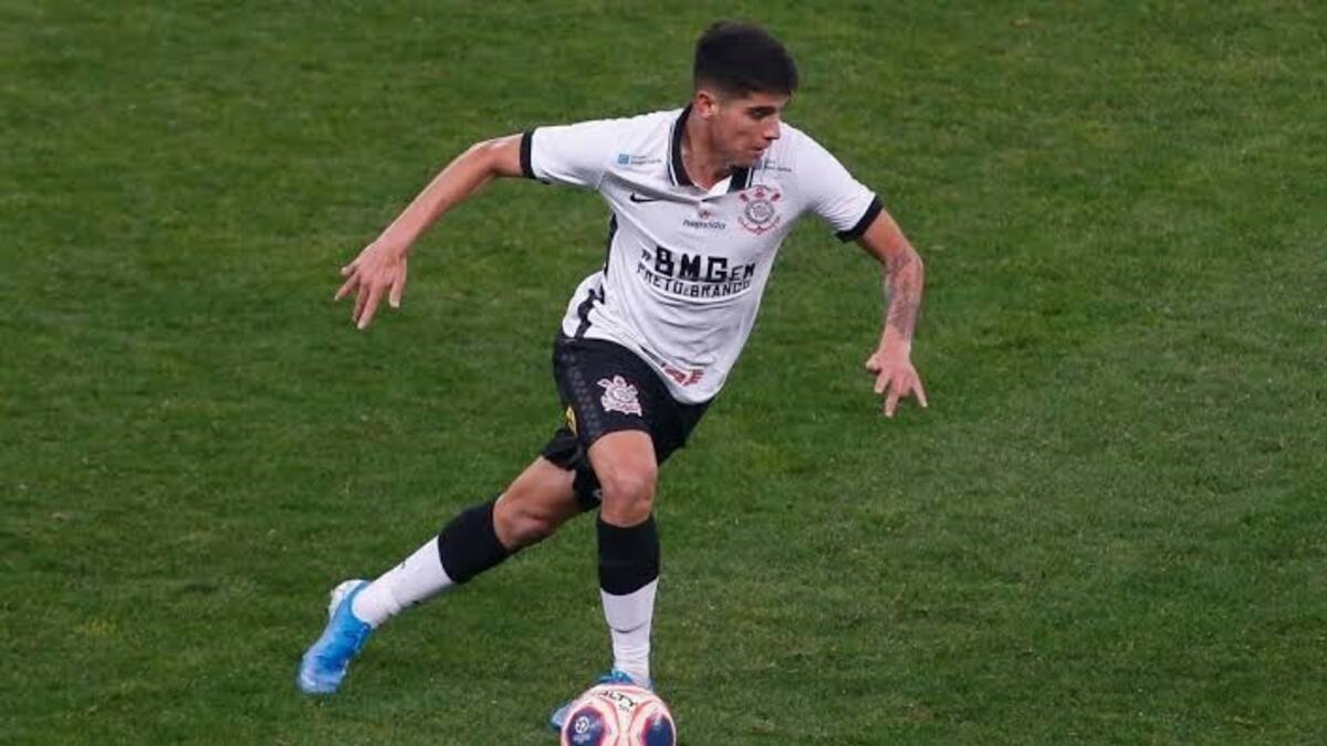 Futbol de Estufa: Necaxa tiene en la mira al chileno Ángelo Araos, actual jugador del Corinthians
