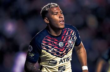 Roger Martínez enciende las alarmas en América, estará fuera la mitad del torneo