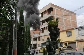 VIDEO | Avioneta se desploma en Colombia; Mueren 8 personas