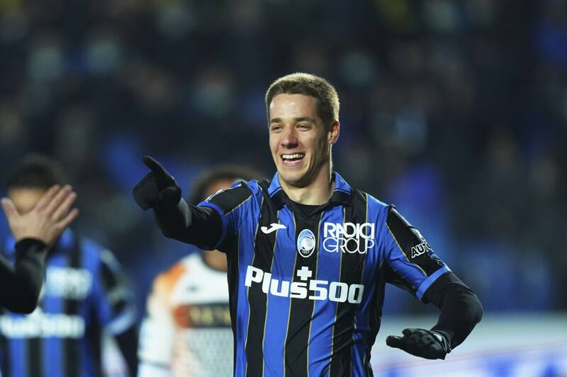 Mario Pasalic deberá cambiar de número. (EFE)