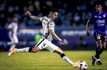 Hay nuevo líder: ¡Las Águilas se llevan el triunfo en el Kraken!