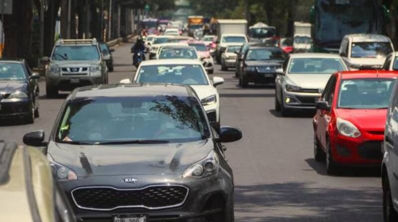 Este sábado 17 de junio no circulan los autos con holograma 1 y con placas terminadas en par.