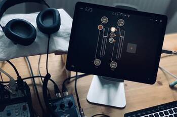 Atención: Conoce el proceso para crear tu podcast a través de un iPad