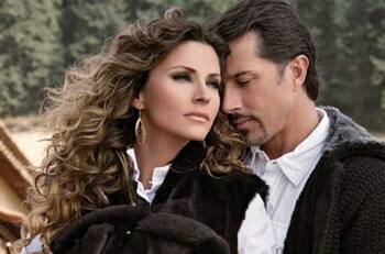 Sergio Mayer es "extraordinario en la intimidad": Issabela Camil