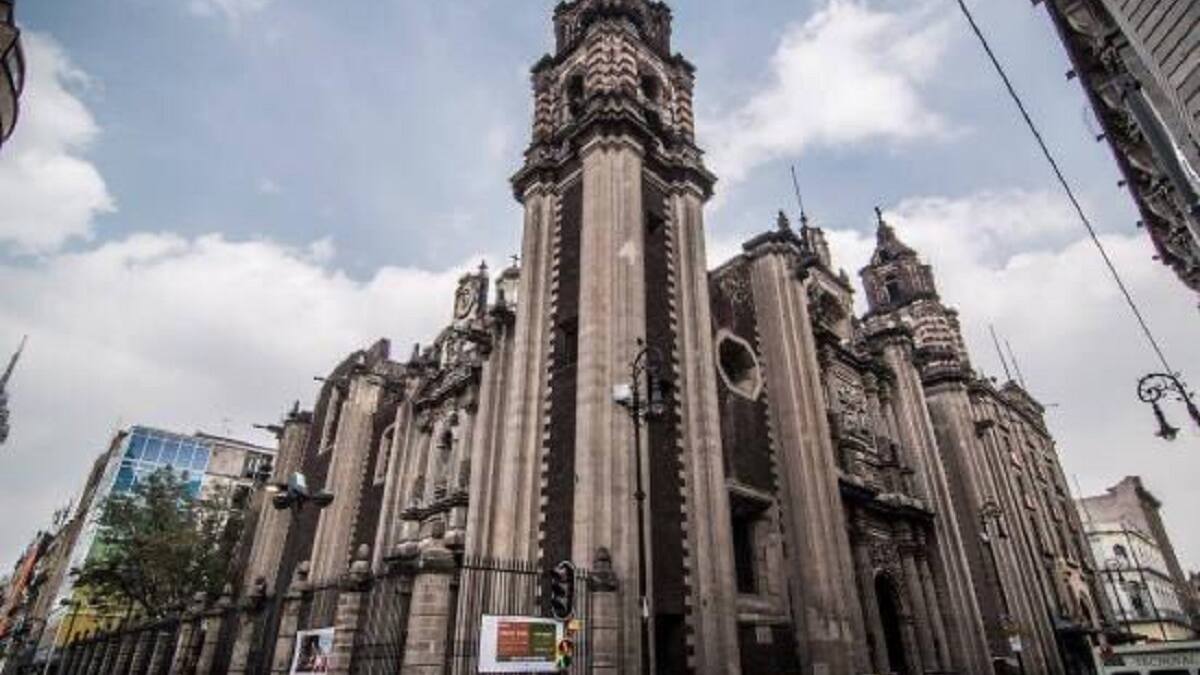 ¡De no creerse! Pastor pide dinero para el regreso de Jesús a la Tierra