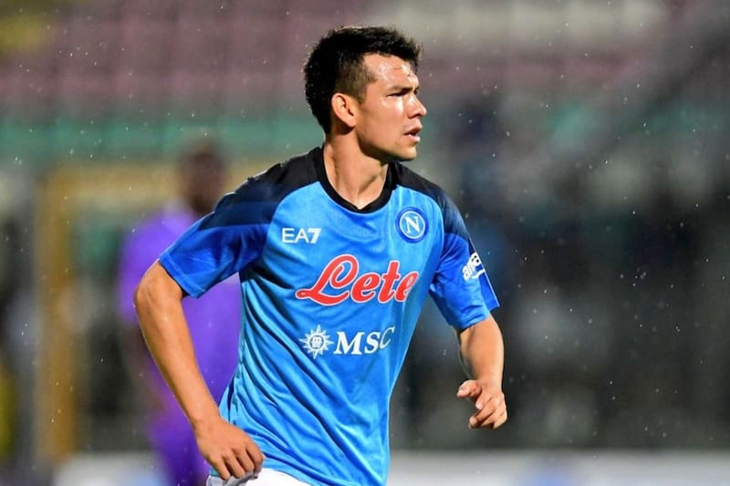 Chucky Lozano estaría viviendo sus últimos meses como jugador del Napoli.