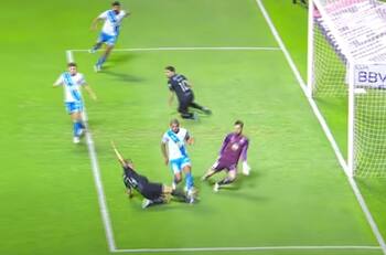 América peleará inhabilitación de jugador del Puebla tras lesión de Federico Viñas