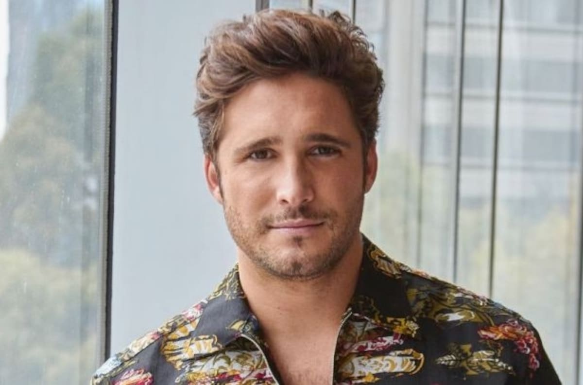 Demanda contra Diego Boneta empaña su felicidad con Renata Notni