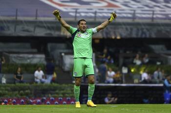 José de Jesús Corona cerca de confirmar su retiro con Cruz Azul