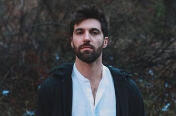 “Tengo 6 años sin ver a mi hijo”: Osvaldo de León ex de Cecilia Suárez se une a Julián Gil